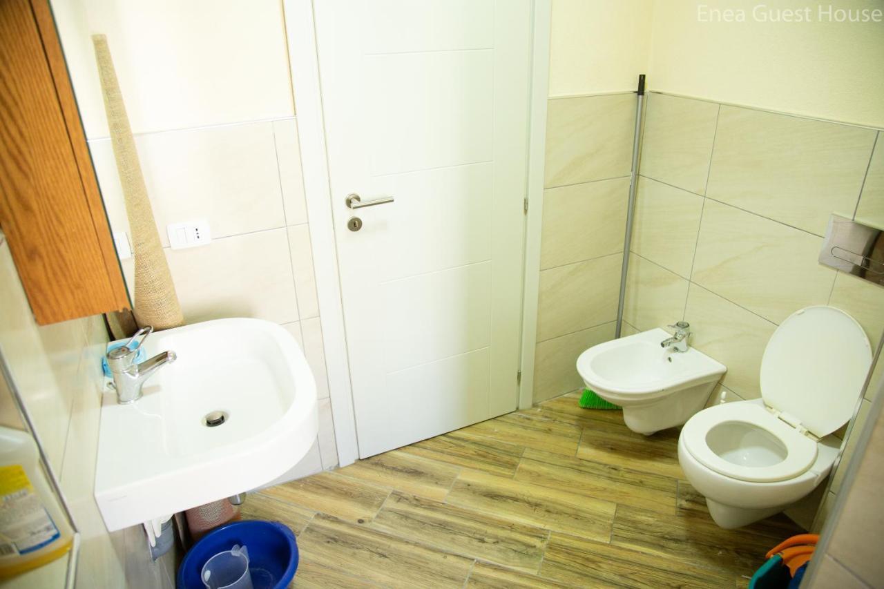 Enea'S Guest House Влёра Экстерьер фото